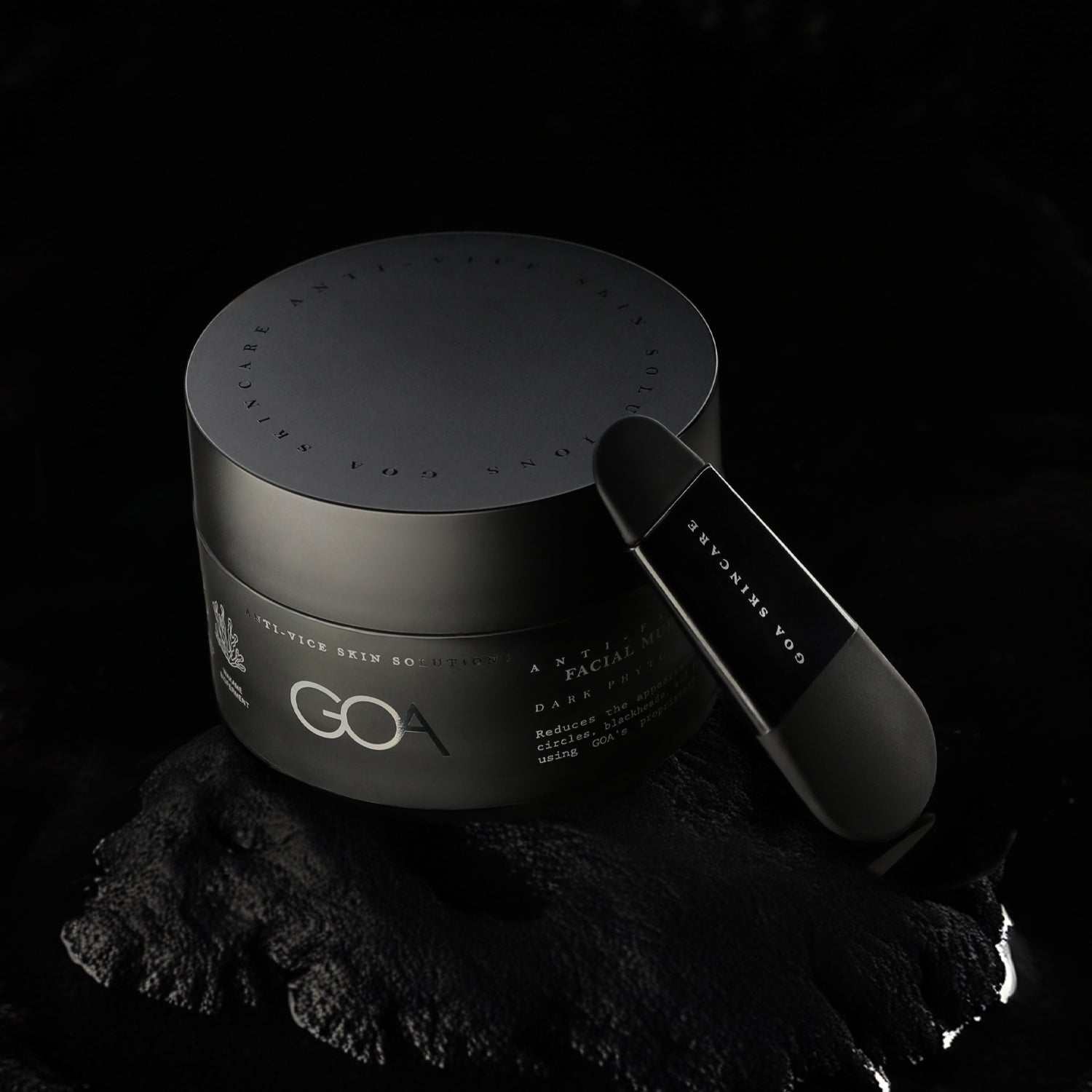 Goa Mask What Makes the Best LED Mask - GOA Skincare